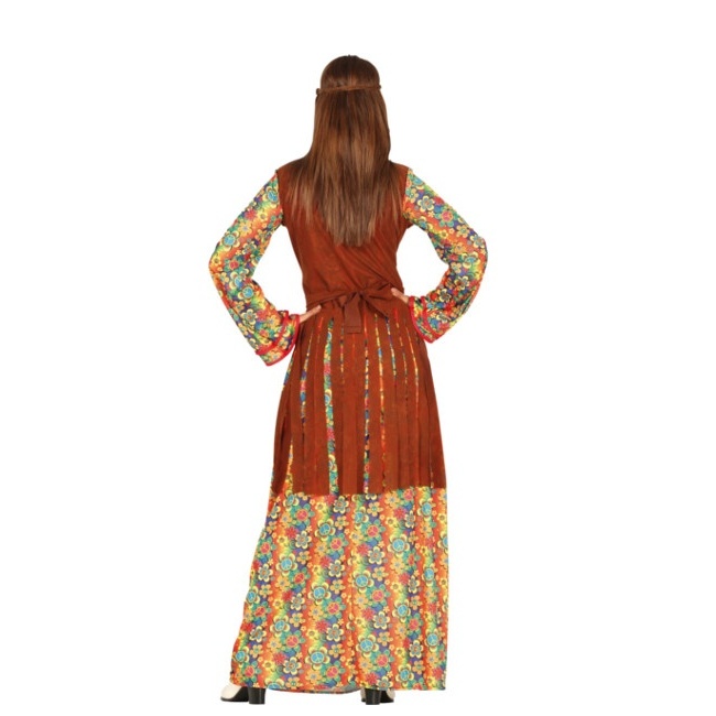 Foto lateral/trasera del modelo de hippie con flores largo