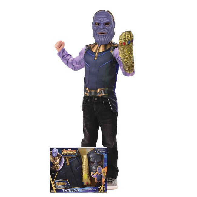 Vista frontal del disfraz de Thanos con accesorios en caja en stock