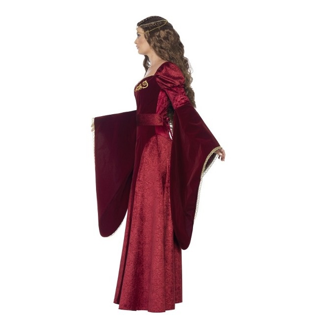 Foto lateral/trasera del modelo de dama medieval