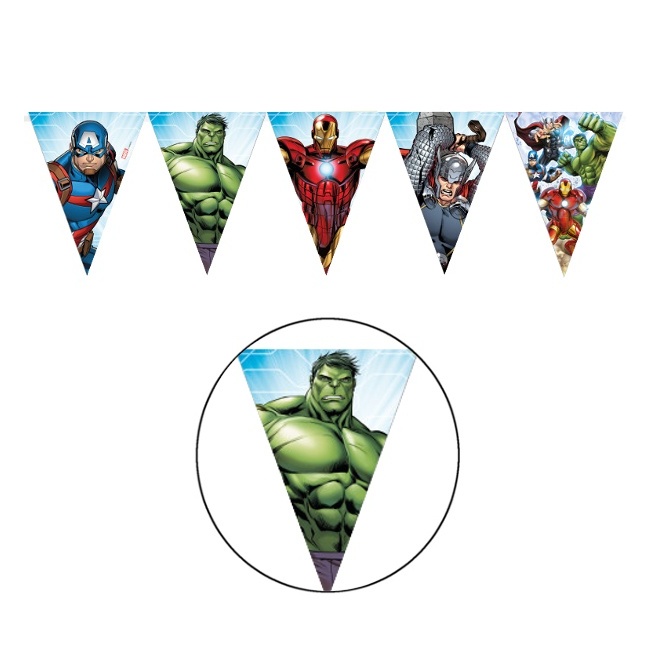 Vista frontal del banderín de los Vengadores de Marvel - 2,30 m en stock