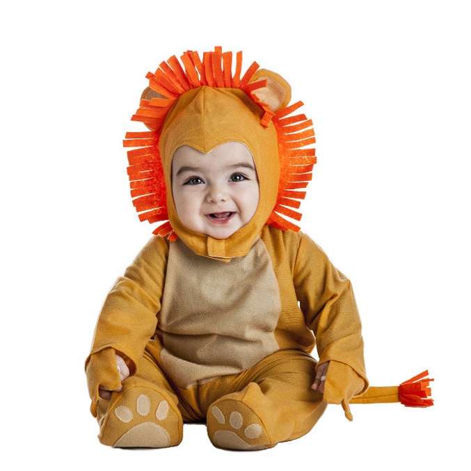 Vista frontal del disfraz de león con capucha en tallas 7 a 2 años