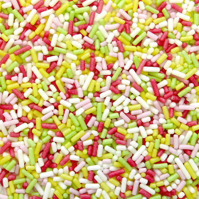 Vista frontal del fideos de colores Sugar Strands de 80 gr - PME en stock
