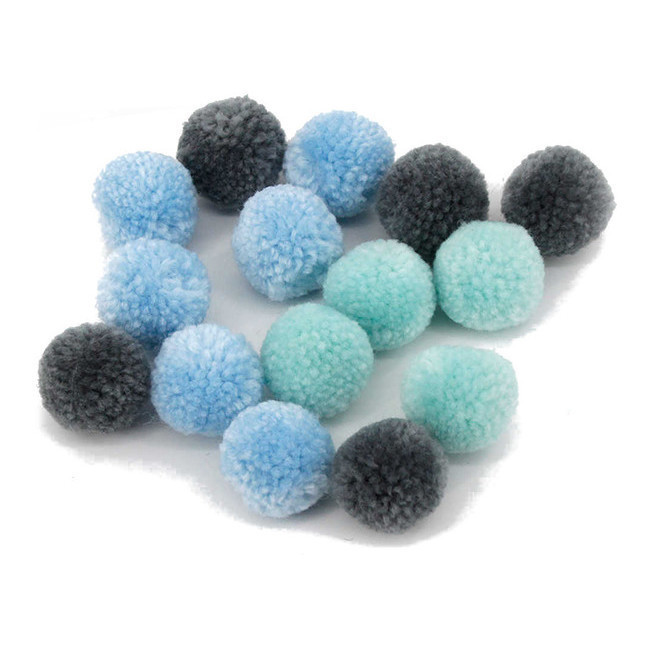 Pompones de colores azul, gris y verde de 3 cm - 15 unidades por 1,75 €