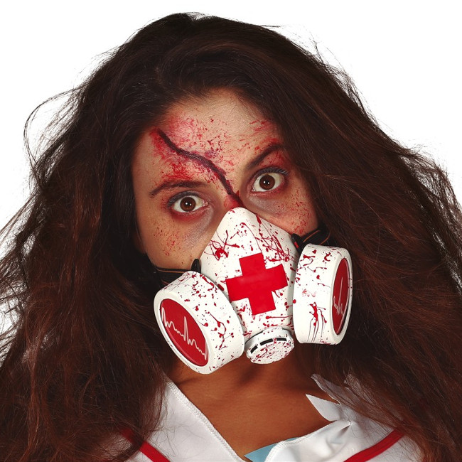Vista frontal del máscara antigás de enfermero ensangrentada en stock