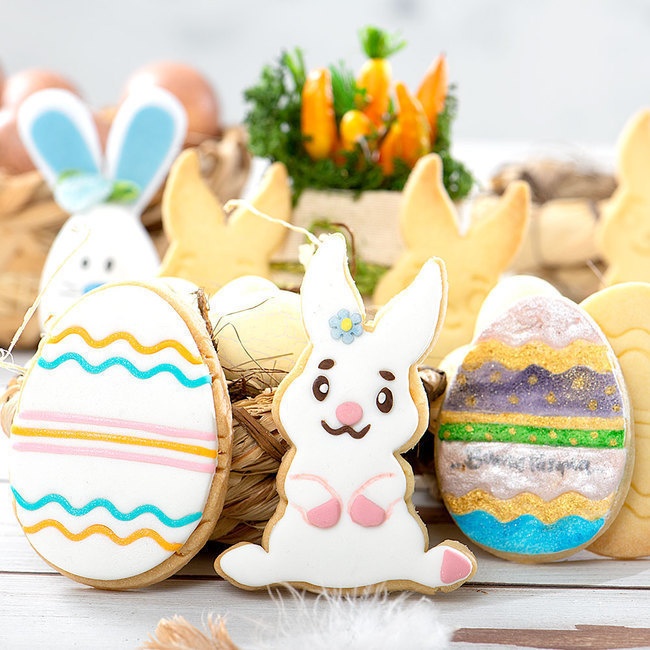 Foto detallada de cortadores de conejo y huevo decorado - Decora - 2 unidades