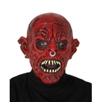 Máscara de diablo rojo con piercings