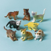 Figuras surtidas de gatos - 12 unidades