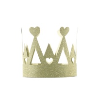 Corona de reina dorada