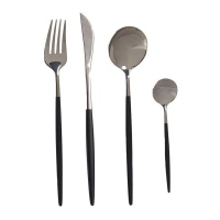 Cubertería vintage plata y negra - 8 unidades