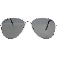 Gafas negras modelo aviador