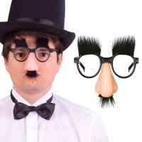 Gafas con nariz y cejas grandes