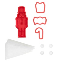 Kit de cortadores de muñeco cascanueces con boquillas y manga pastelera - Wilton - 12 piezas