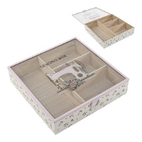 Costurero de madera con departamentos rosa