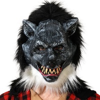 Máscara de hombre lobo oscuro