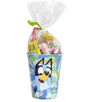 Vaso de Bluey con chucherías