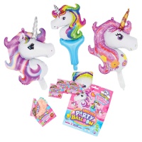 Caramelo crujiente sabor fresa con globos de unicornio