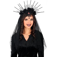 Diadema con flores negras y velo