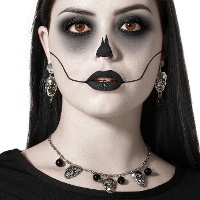 Set de pendientes y collar de calaveras plateadas