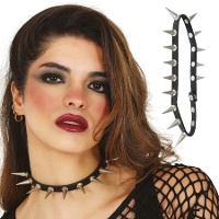 Collar de pinchos punk