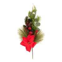 Rama decorativa con muérdago, piñas y flor de Navidad