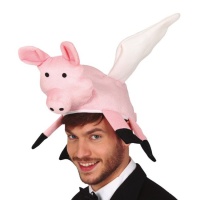 Gorro de cerdito con alas