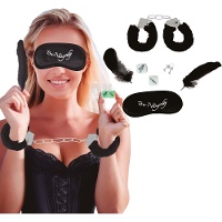 Conjunto erótico de antifaz, esposas, plumas y dado