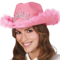 Sombrero de vaquera rosa con plumas y corona plateada