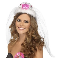 Tiara con velo para novia